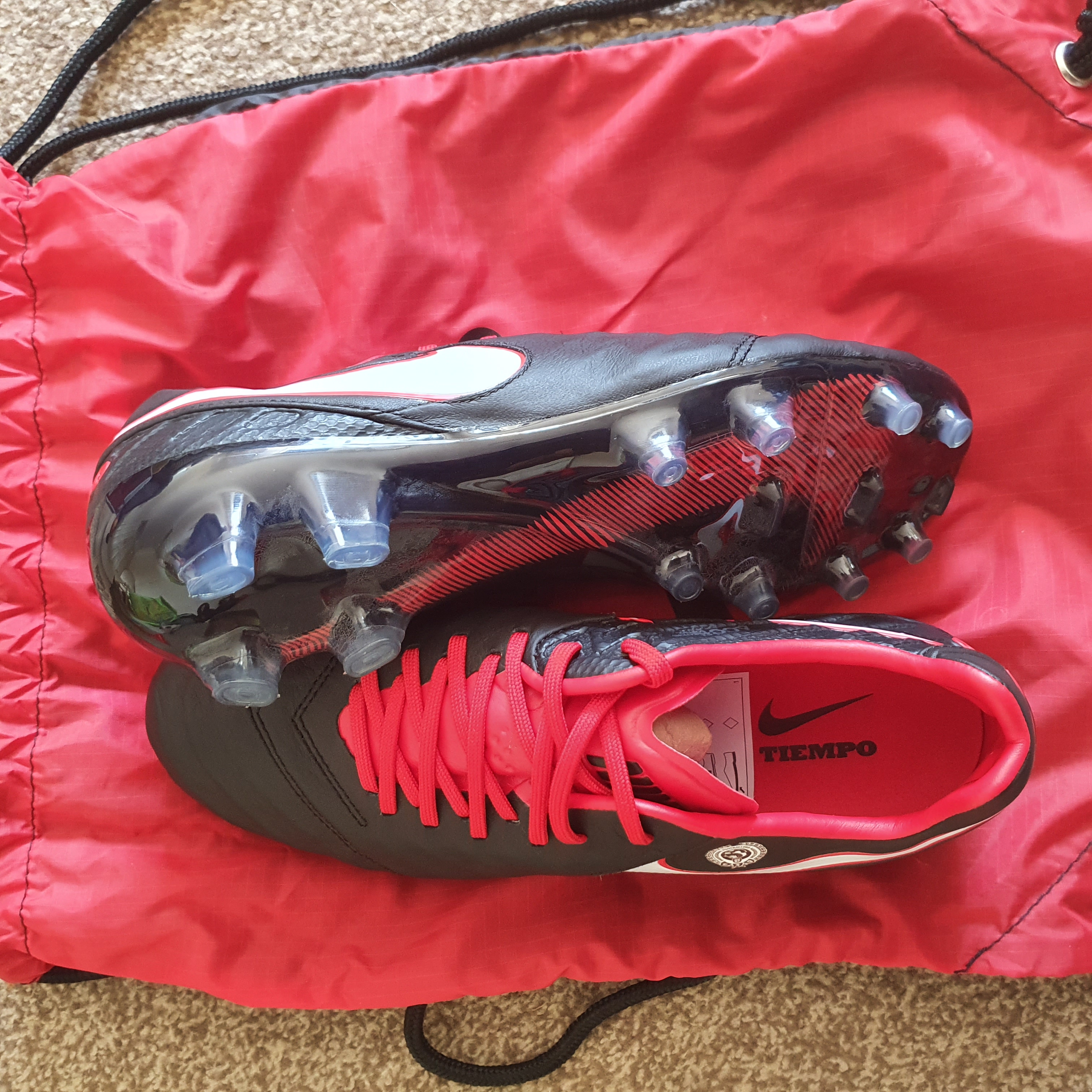 Nike tiempo football boots